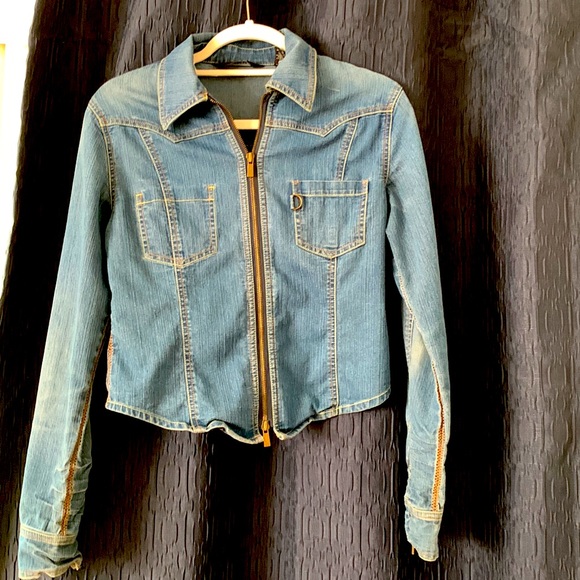 Jacket - Picture 1 of 2